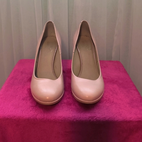 Ballet slipper pink pumps, size 7.5 us, excellent used condition - Picture 3 of 5